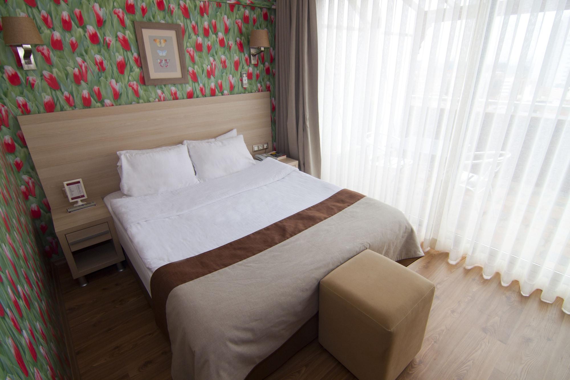 Отель Ramada By Wyndham Анкара Экстерьер фото